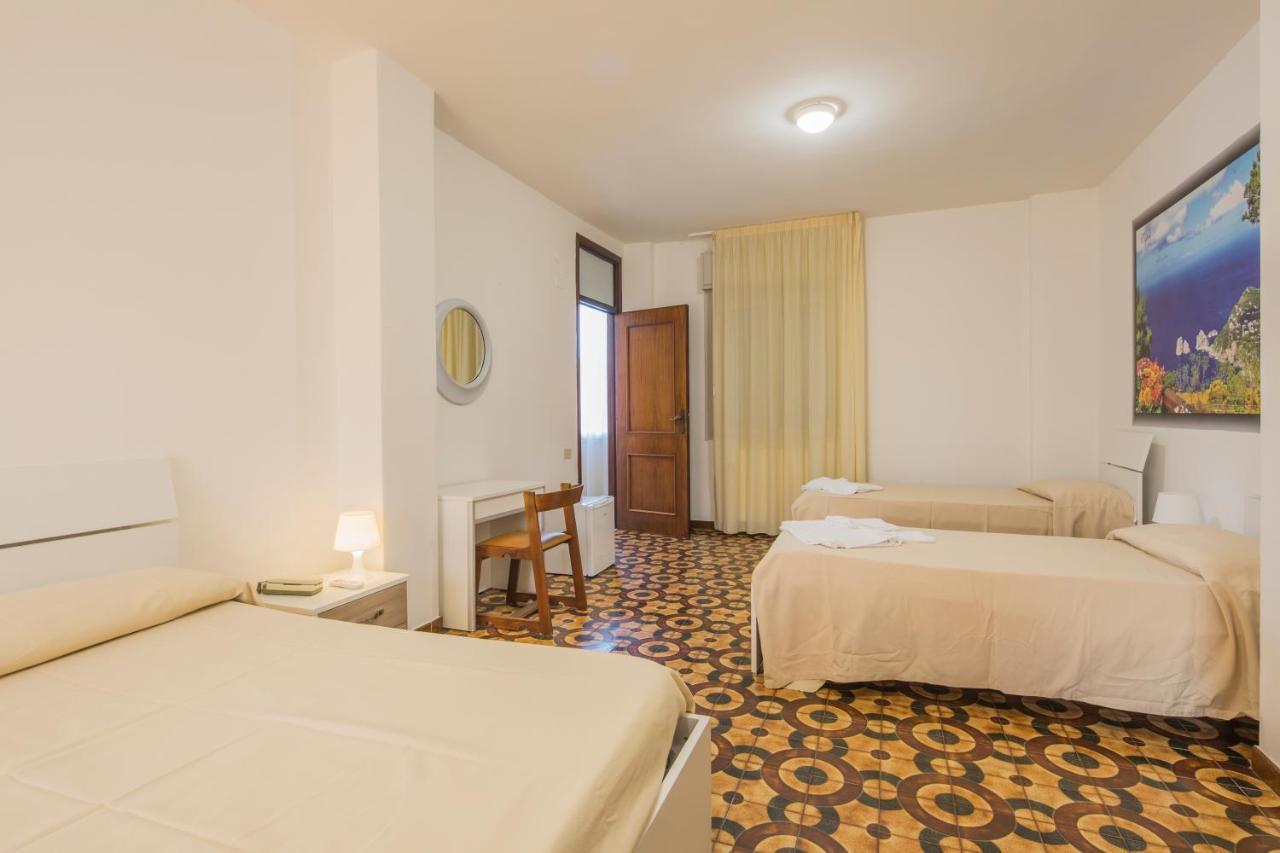 Hotel Rosy ياتّيباليا المظهر الخارجي الصورة