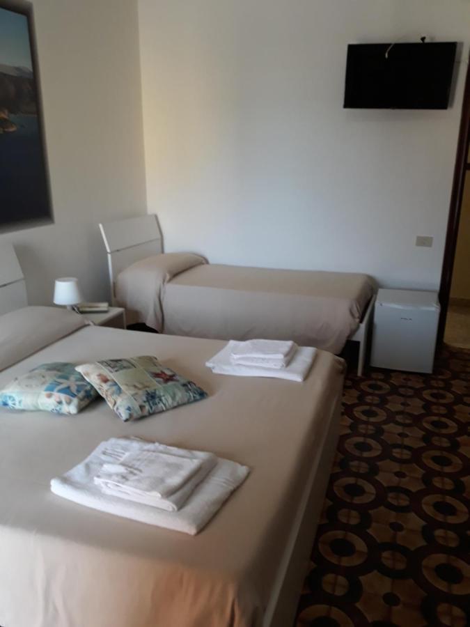 Hotel Rosy ياتّيباليا المظهر الخارجي الصورة